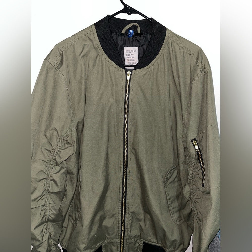 JACKET